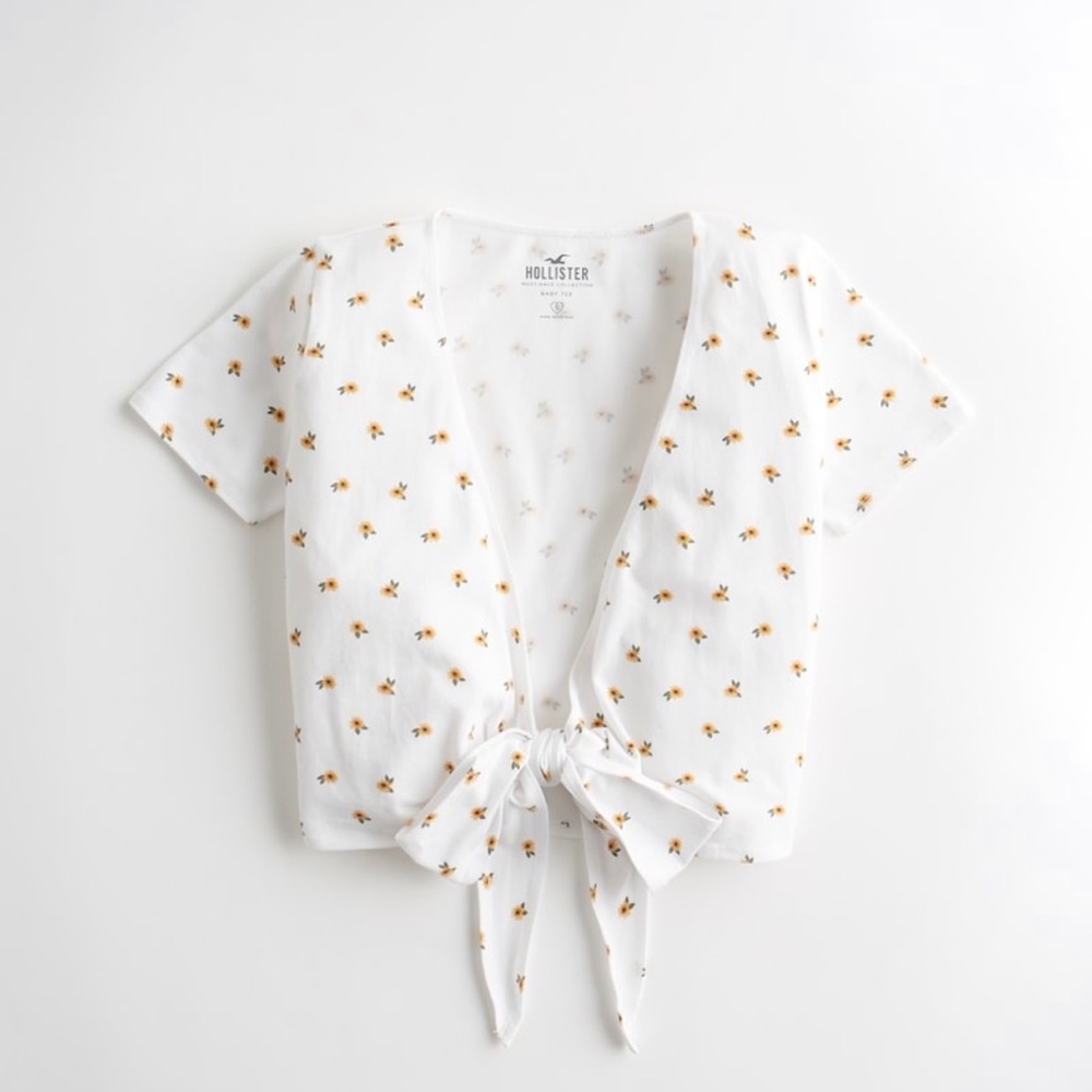Hollister Must-Have Multi-Way Wrap Top
